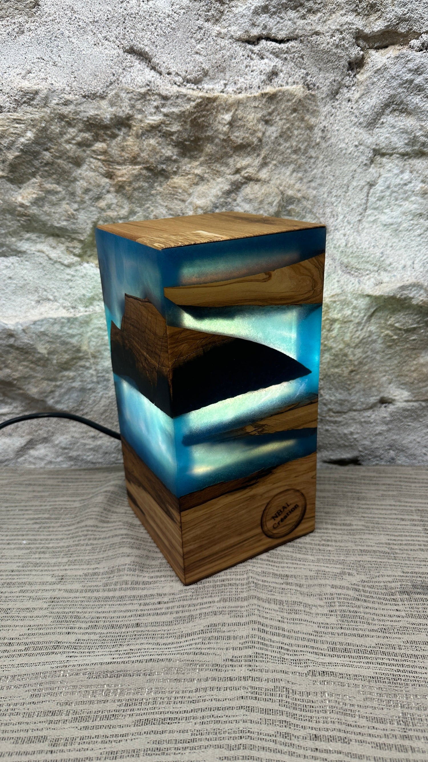 Lampes résine  bois