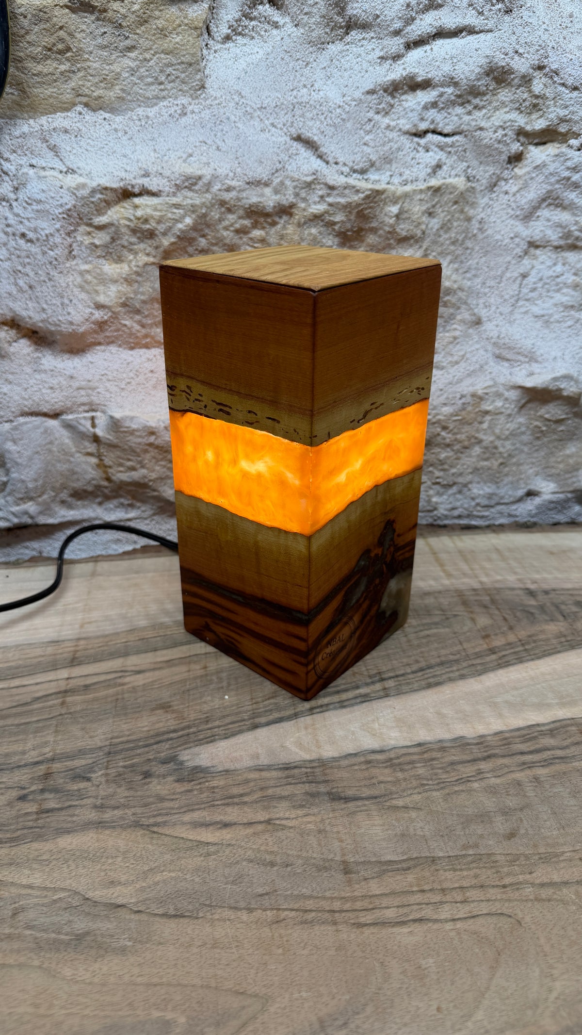 Lampe prunier/résine époxy