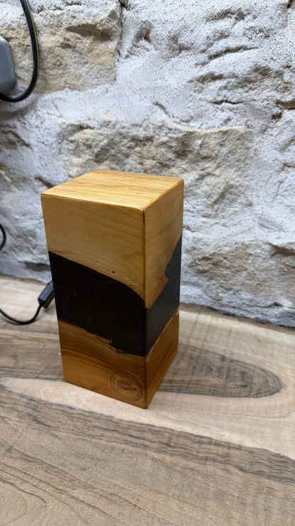 Lampe merisier/résine époxy
