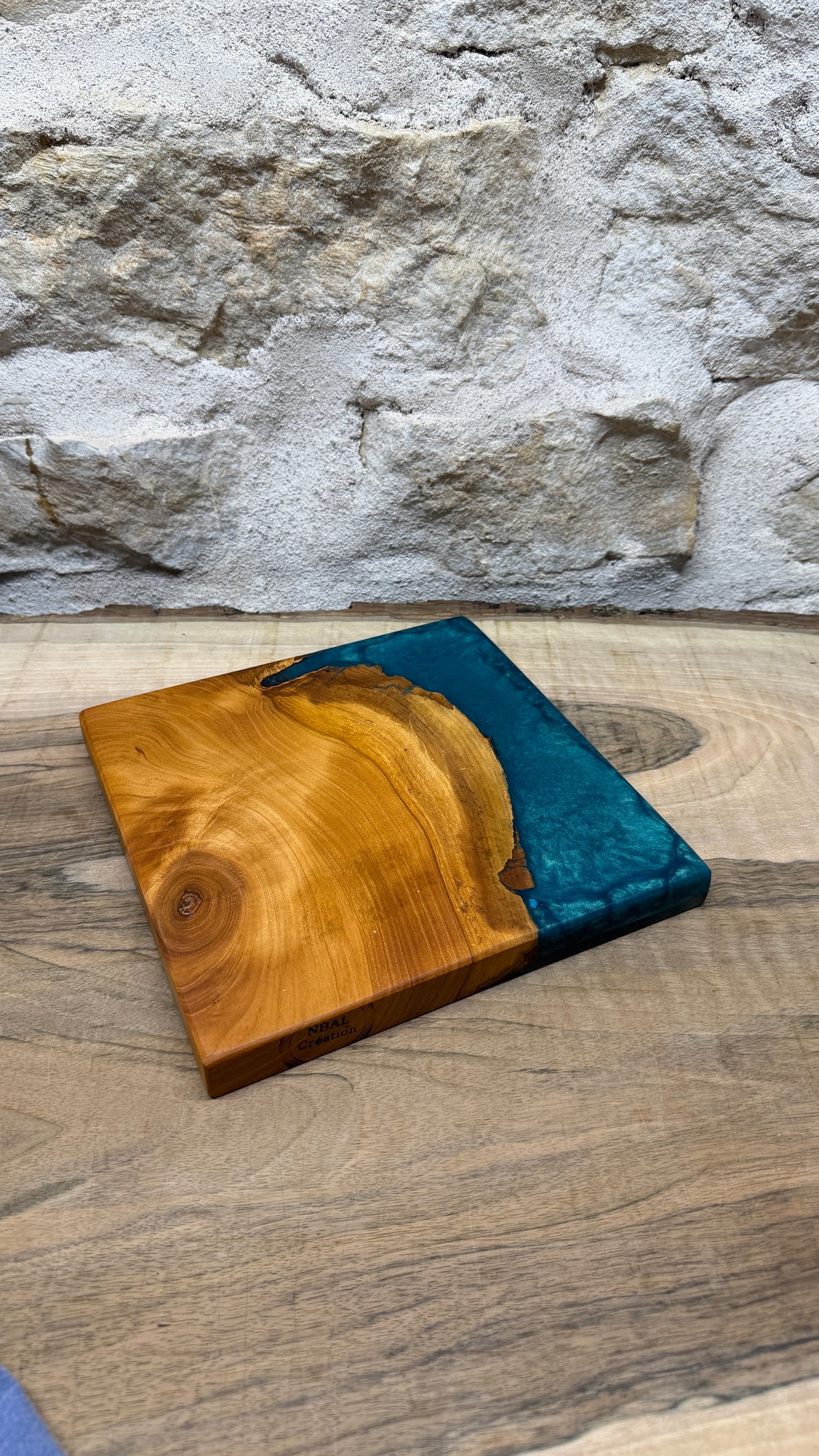Dessous de plats en quetschier/ résine époxy