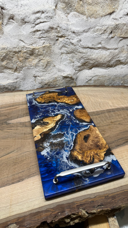 Plateaux en racine d’Olivier et résine effet mer