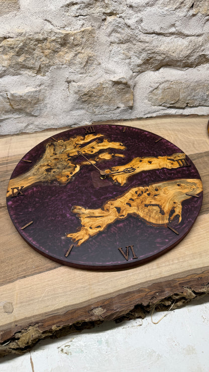 Horloge en poirier