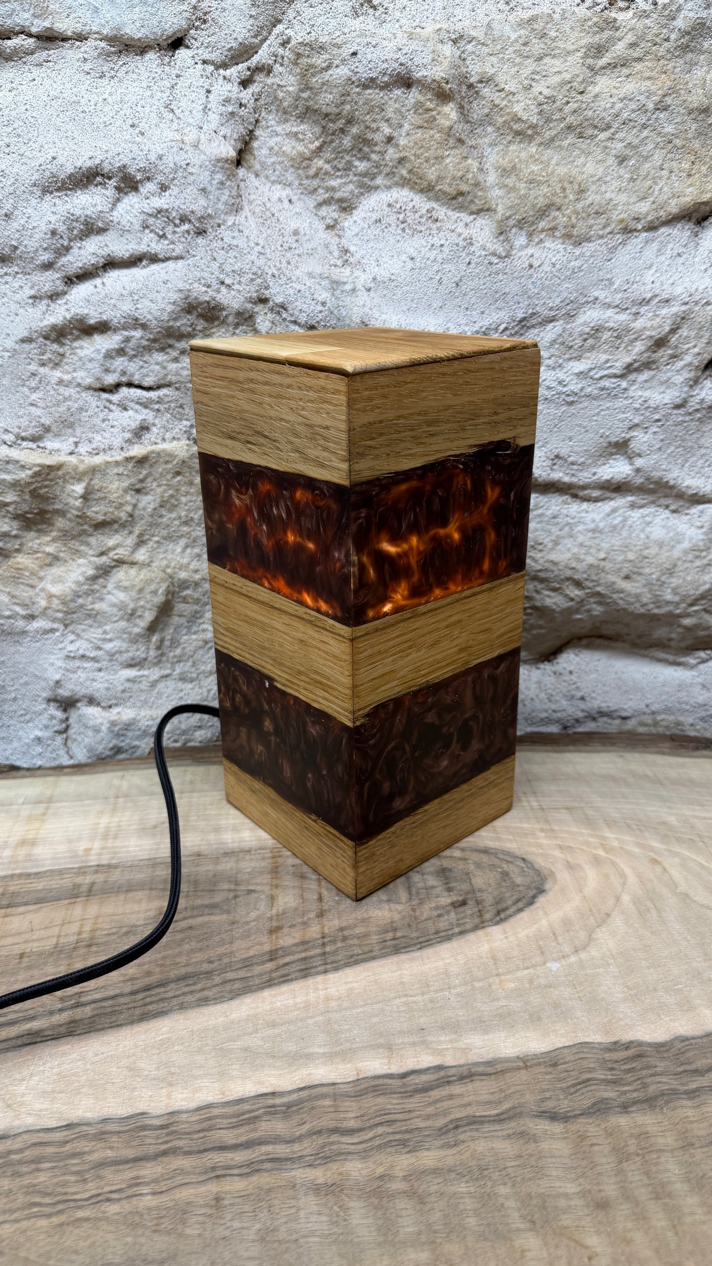Lampe chêne/résine époxy