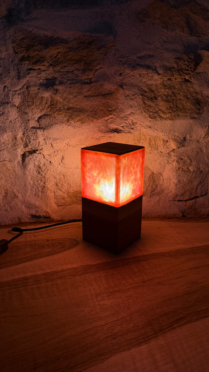 Lampe en pommier/résine époxy