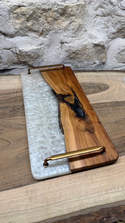 Petit plateaux en pommier et résine