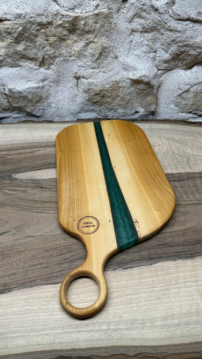 Planches apéritives en merisier  / résine époxy