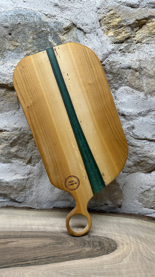 Planches apéritives en merisier  / résine époxy