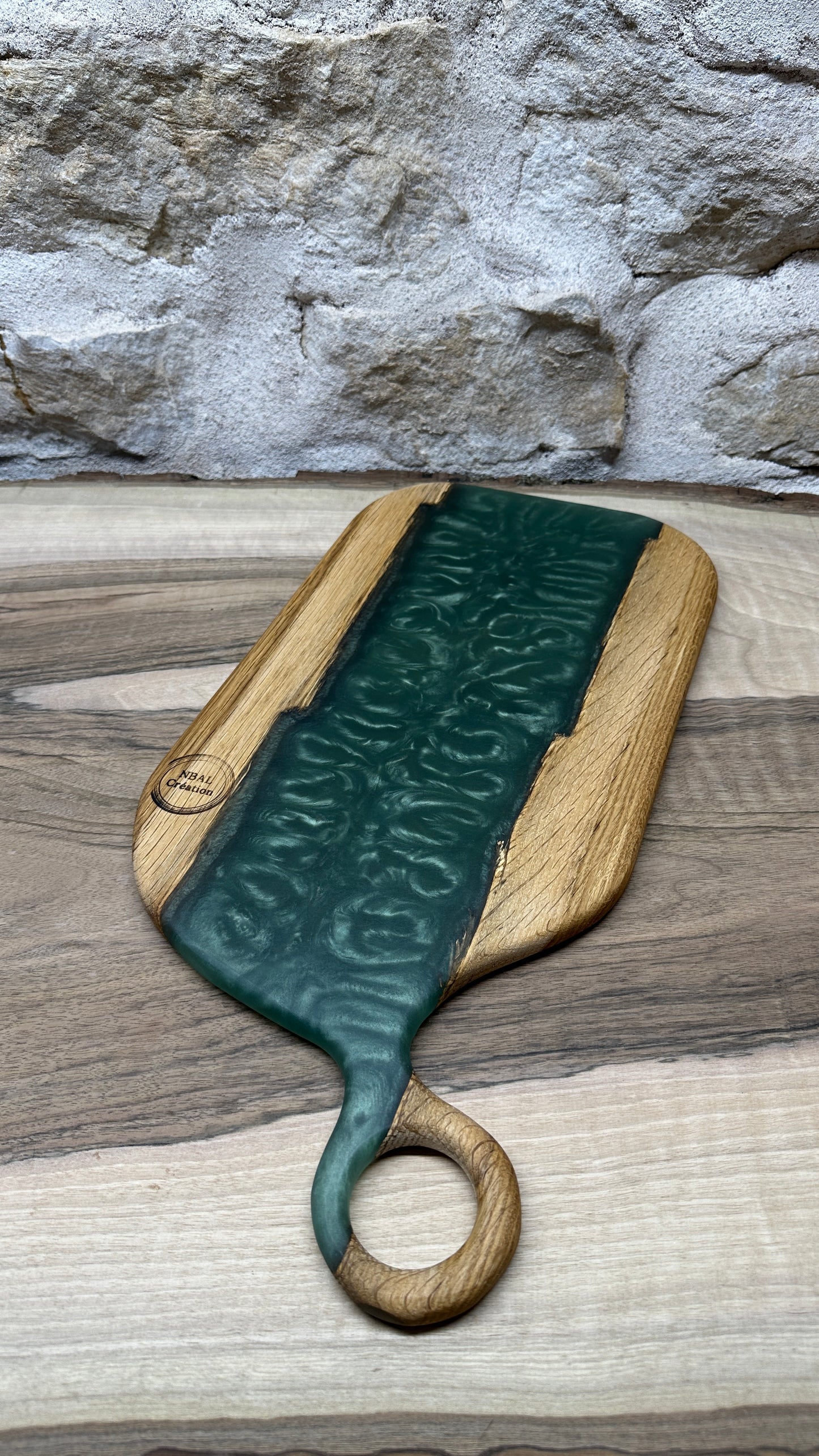 Planches apéritives en chêne/ Résine époxy