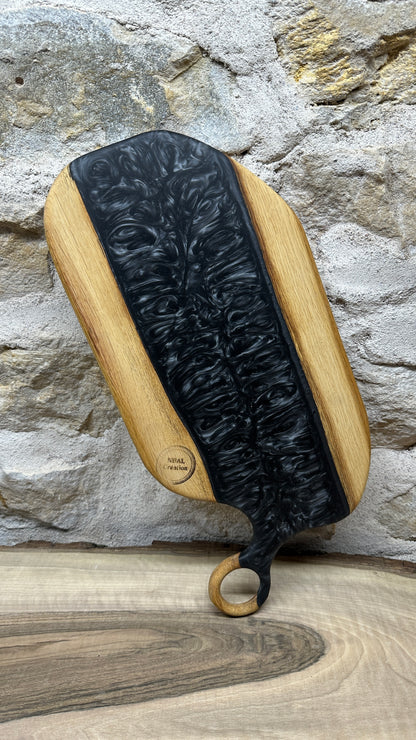 Planches apéritives en chêne/ Résine époxy