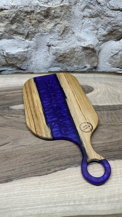 Planches apéritives en chêne/ Résine époxy