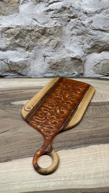 Planches apéritives en chêne/ Résine époxy