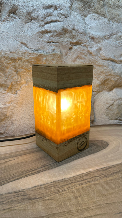 Lampe chêne/résine époxy
