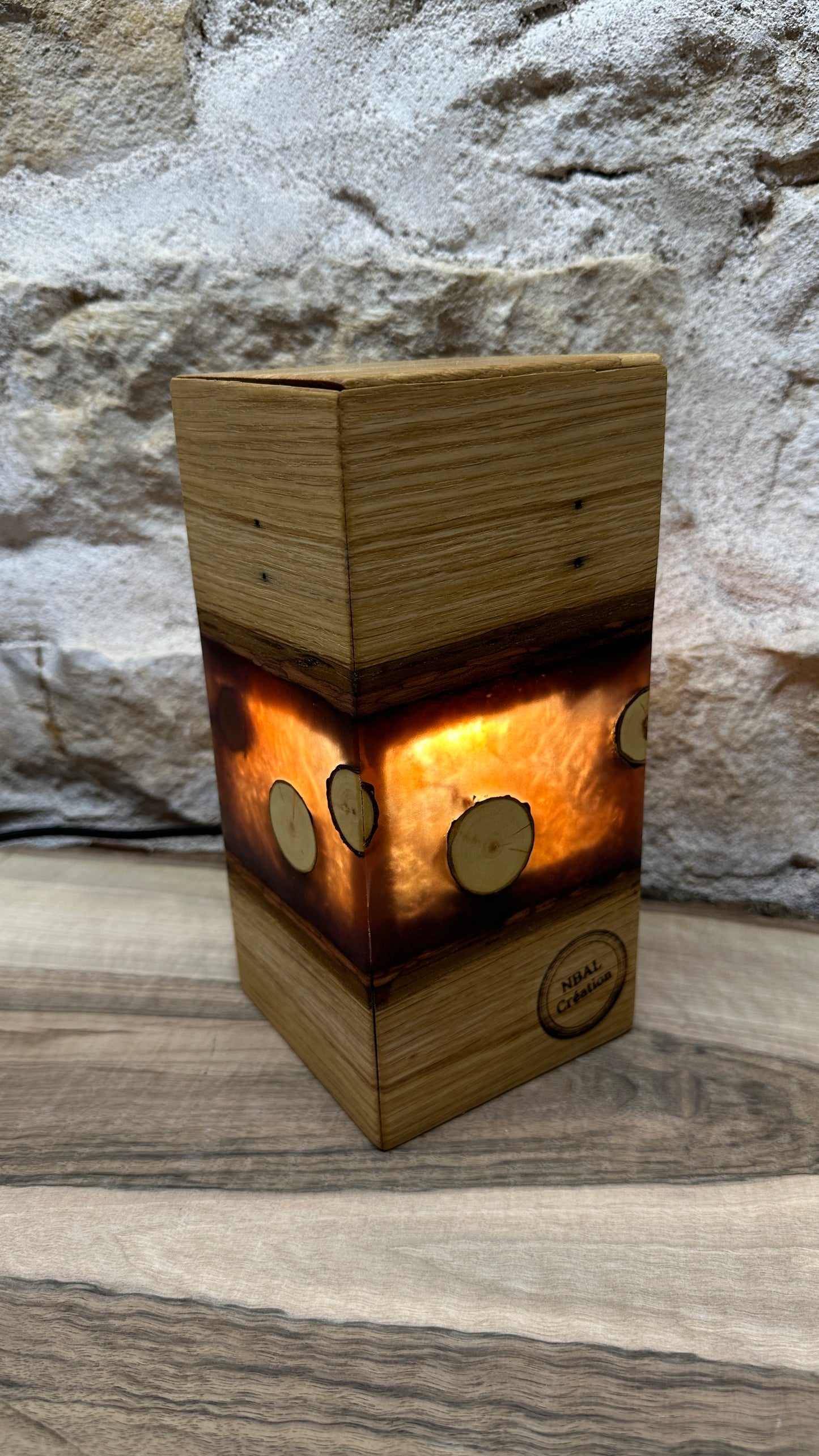 Lampe chêne/résine époxy