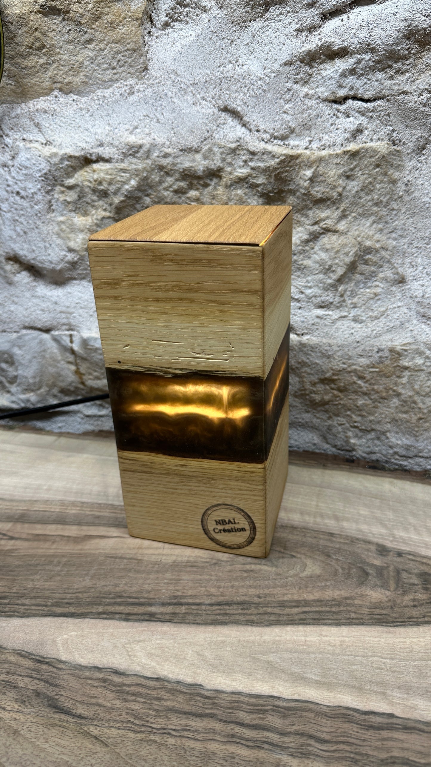 Lampe chêne/résine époxy