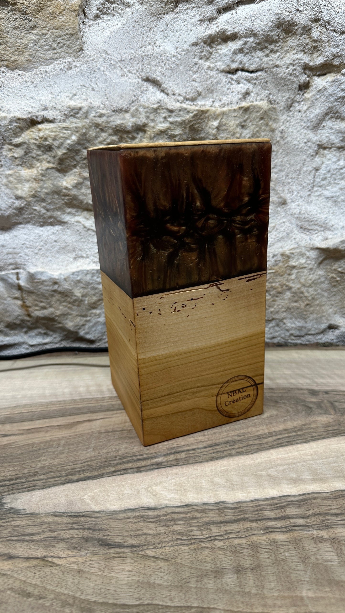 Lampe merisier/résine époxy