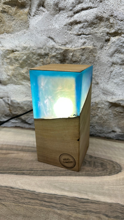 Lampe noyer/résine époxy