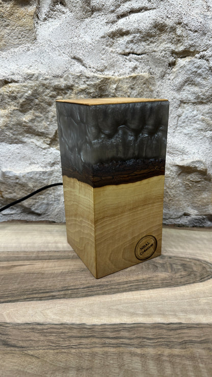 Lampe noyer/résine époxy