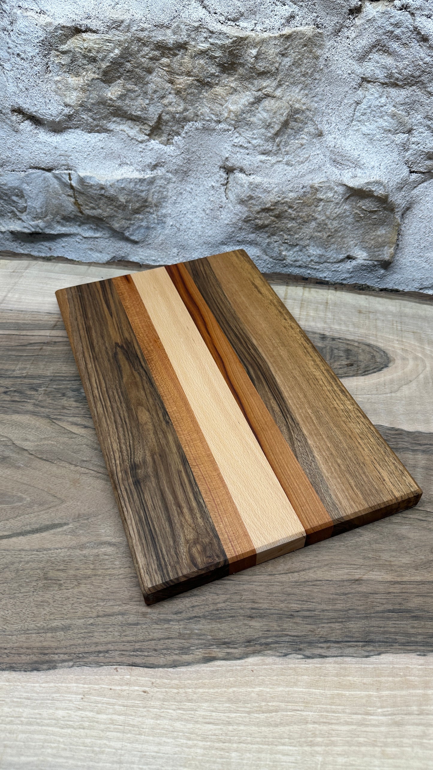 Planche à découper en bois massif