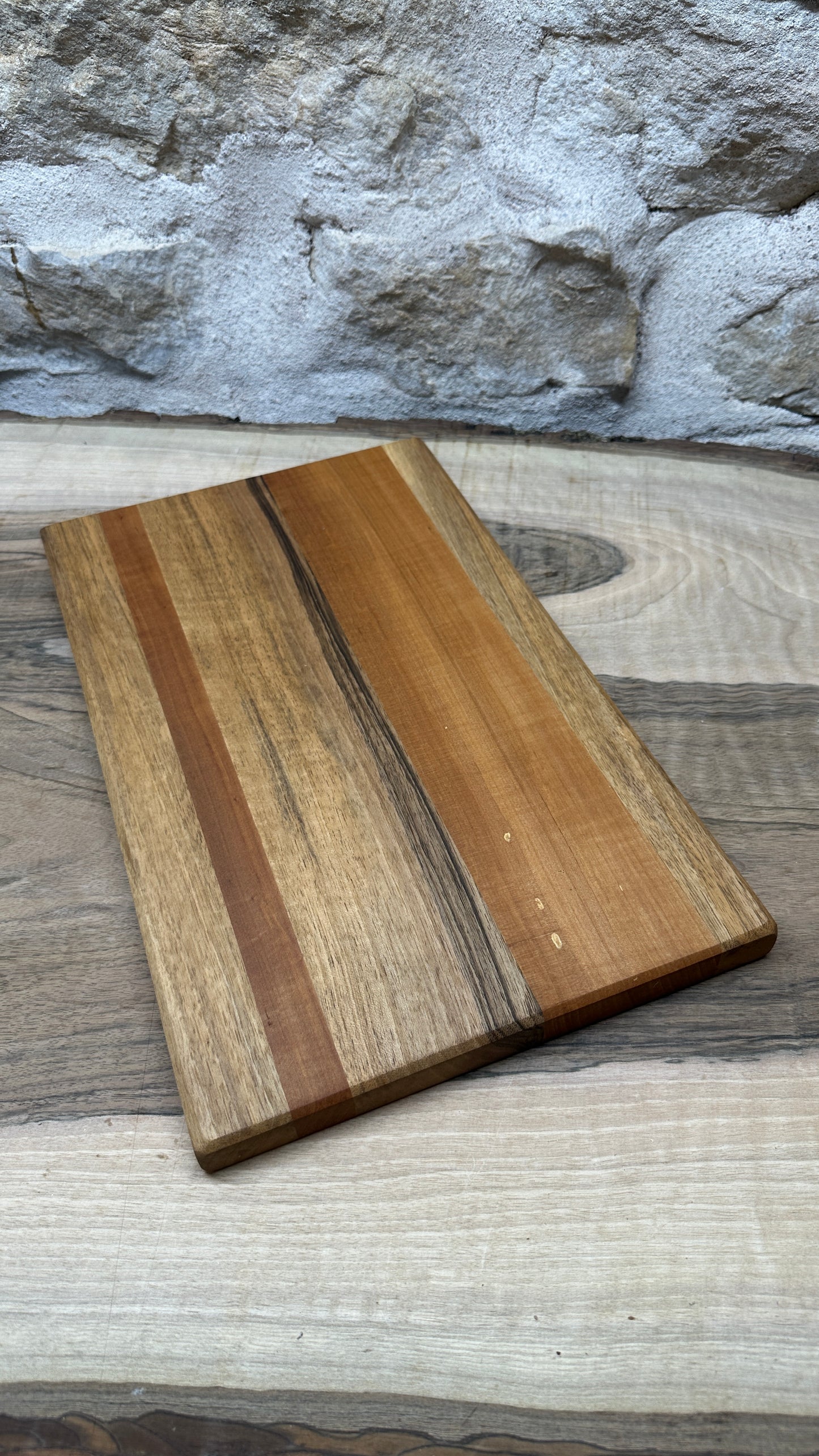 Planche à découper en bois massif