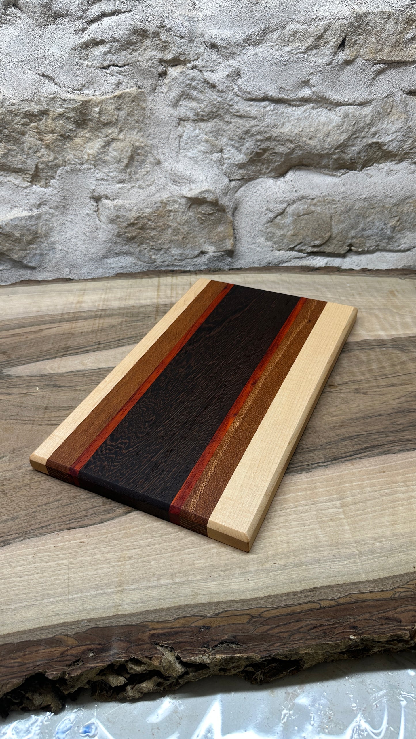 Planche à découper en bois massif