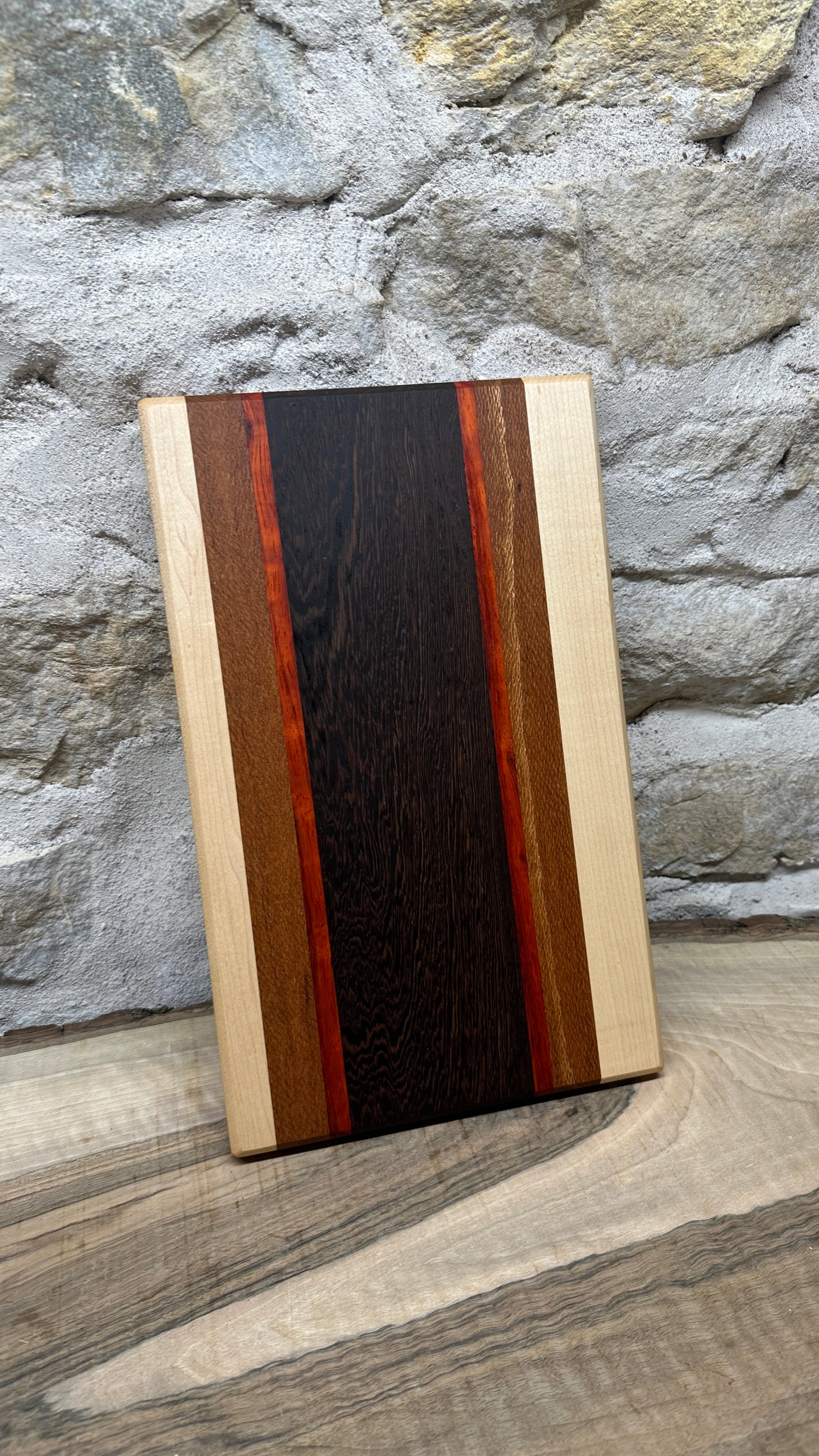 Planche à découper en bois massif
